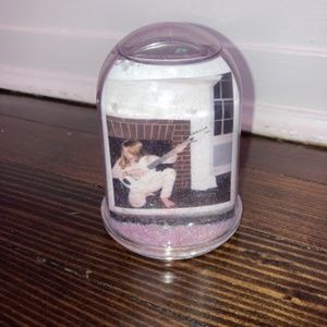 Polaroid picture frame